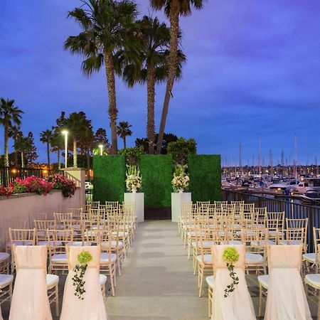 Hilton San Diego Airport/Harbor Island Экстерьер фото