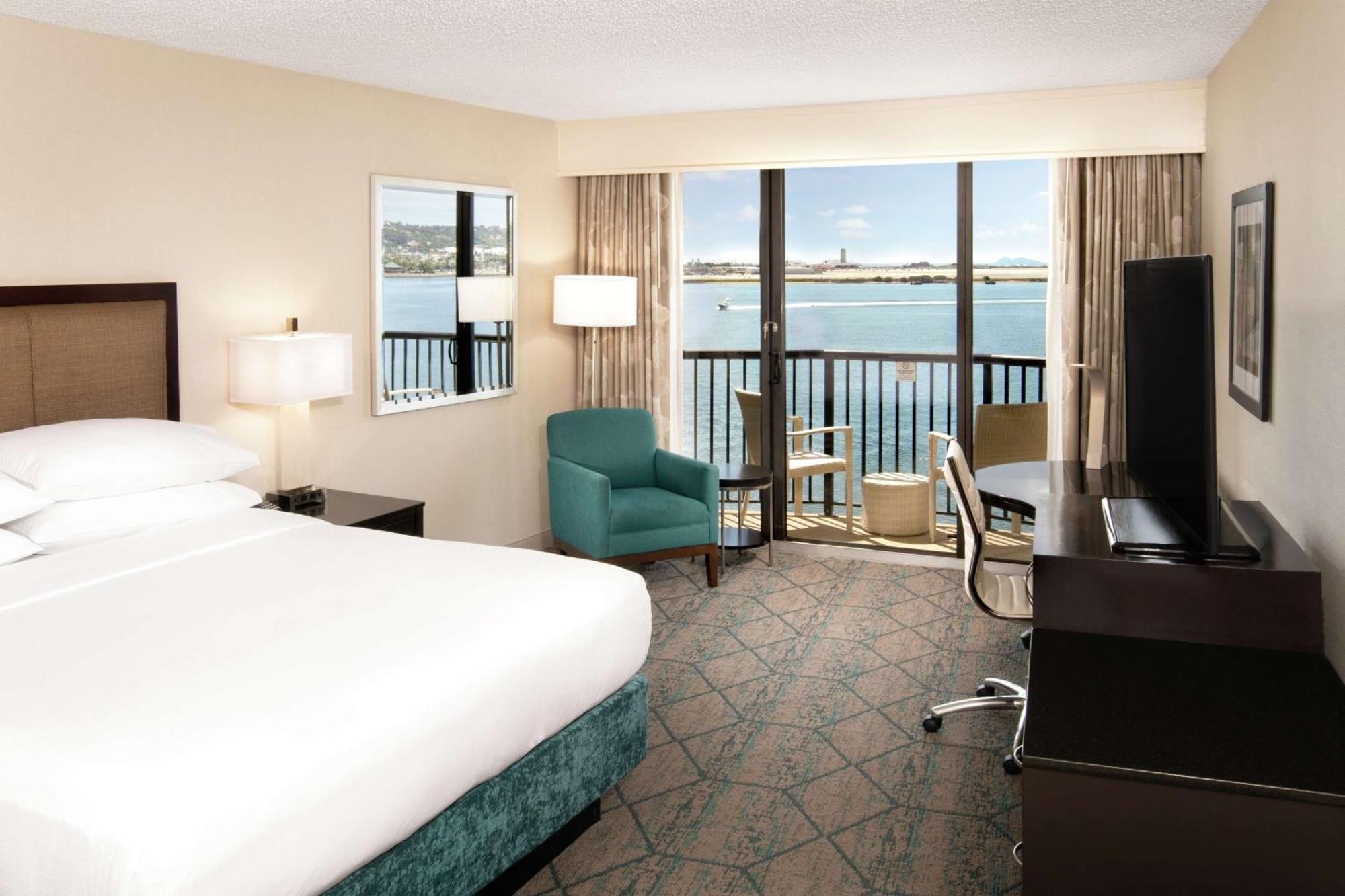 Hilton San Diego Airport/Harbor Island Экстерьер фото