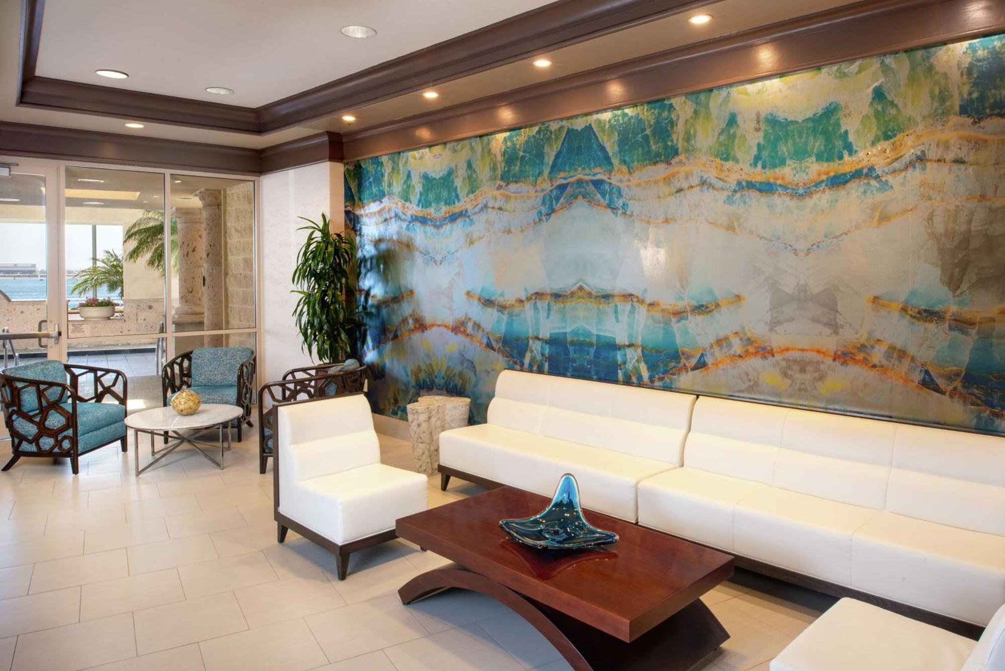 Hilton San Diego Airport/Harbor Island Экстерьер фото